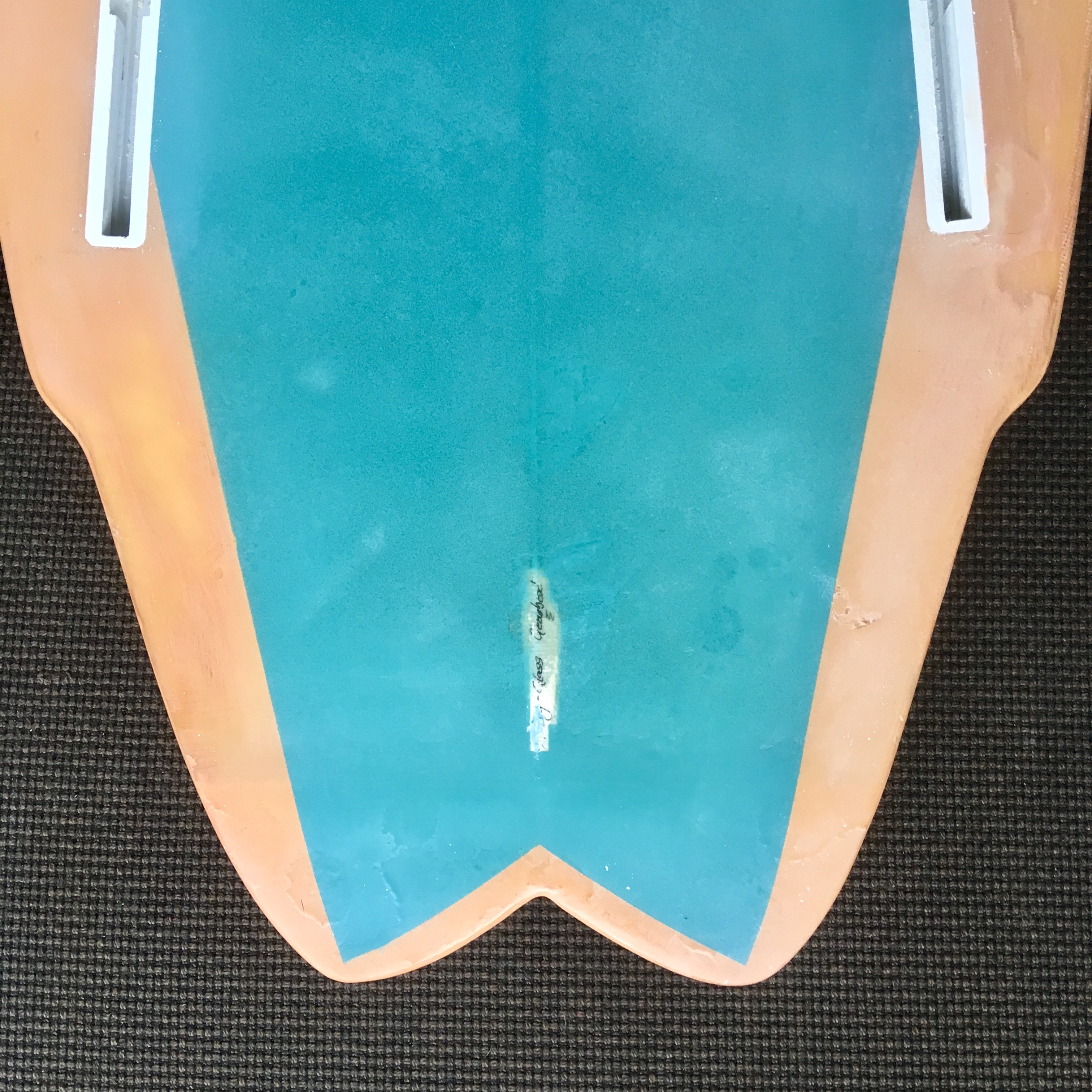 Vintage-Surfboard-Tail-XI