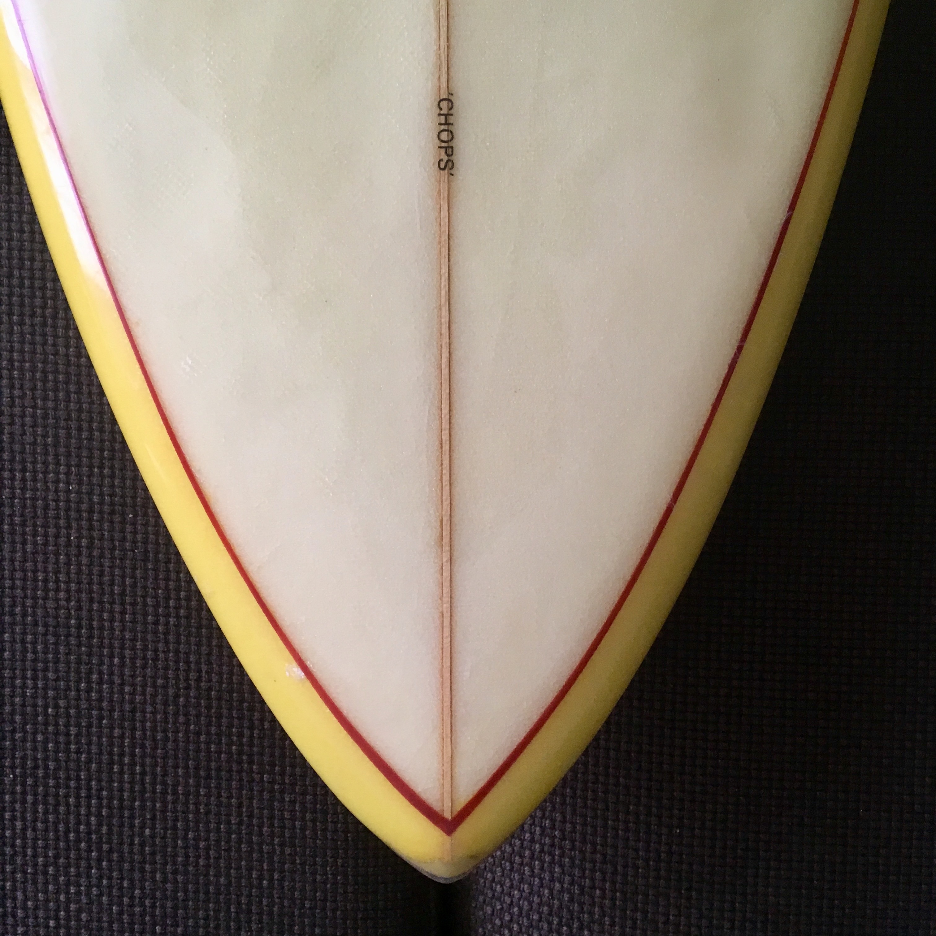 Vintage-Surfboard-Tail